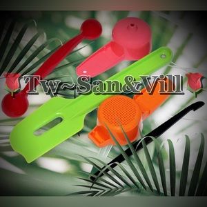 Tupperware Vintage Gadgets